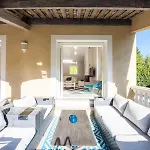Résidence 330m2, 6 Chambres, Piscine Jacuzzi - 330m2, 6 Chambres, Piscine Jacuzzi Mae-2233 Villa