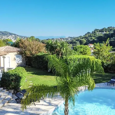 Résidence 330m2, 6 Chambres, Piscine Jacuzzi - 330m2, 6 Chambres, Piscine Jacuzzi Mae-2233 *